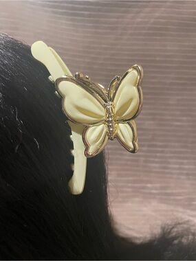 Butterfly Hair Clips Barrette - Yellow and Gold